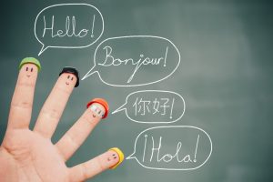 При двуезичие по отношение на превода се заменя смисълът на текста на един от език със смисъл на текст на друг език